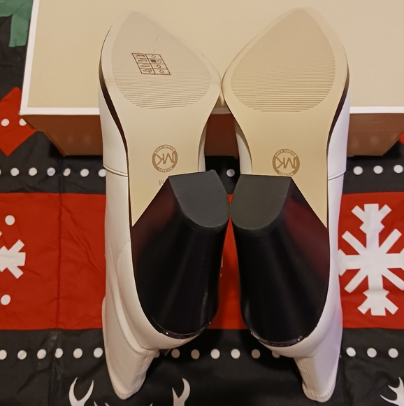 Michael Kors Dover Heeled Booties - Picture 9 of 13